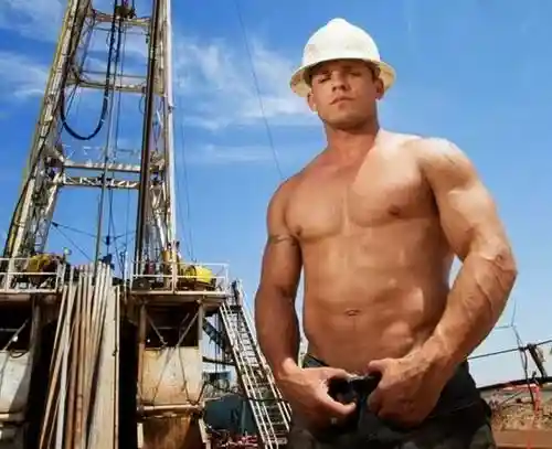 I'd love to meet you, but I'm a hunk who works overseas on an oil rig! (scammer alert!!)